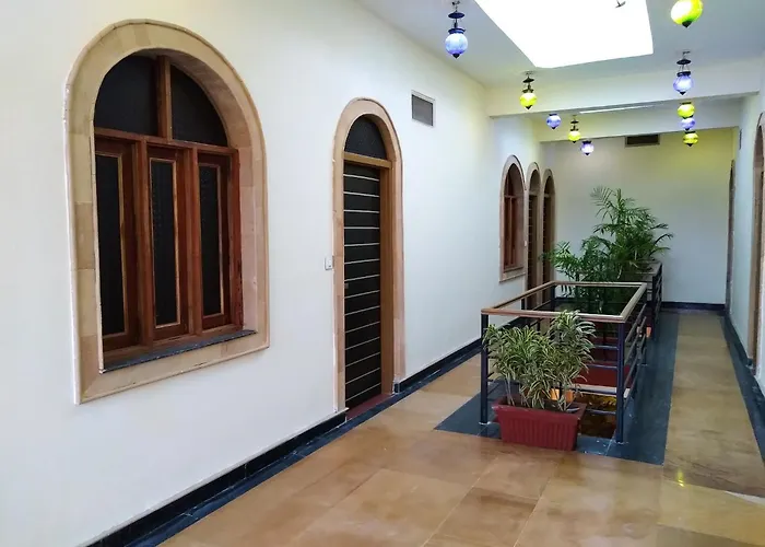 Hotel Vamdev Fort